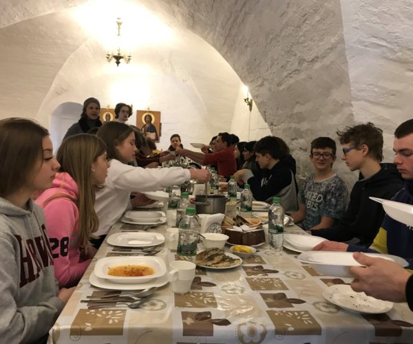 09_Mittagessen im Maria-Himmelfahrts-Kloster, Swijaschsk